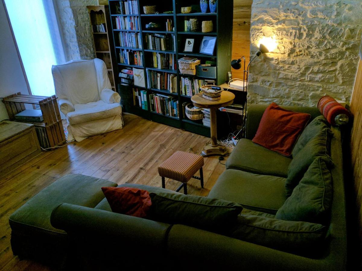 The Bean Barn Apartment Arçais Екстериор снимка